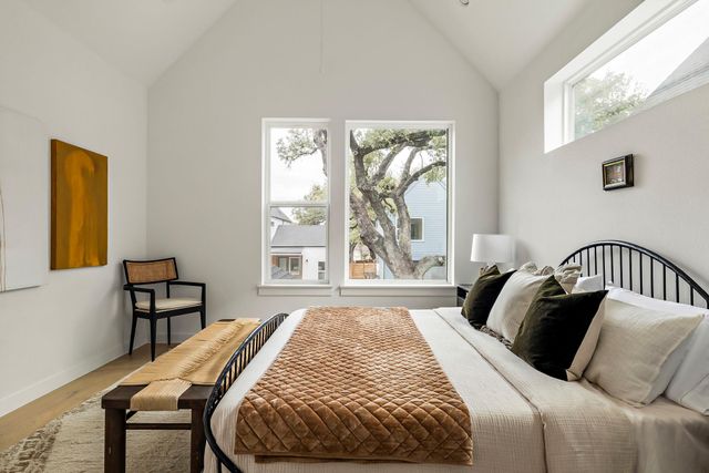 5107 Menchaca RD 5, Austin, TX 78745