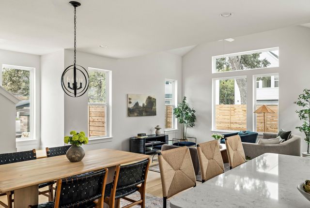 5107 Menchaca RD 5, Austin, TX 78745