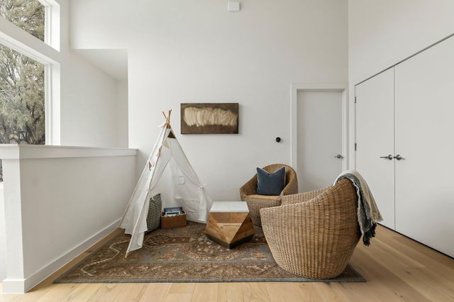 5107 Menchaca RD 5, Austin, TX 78745