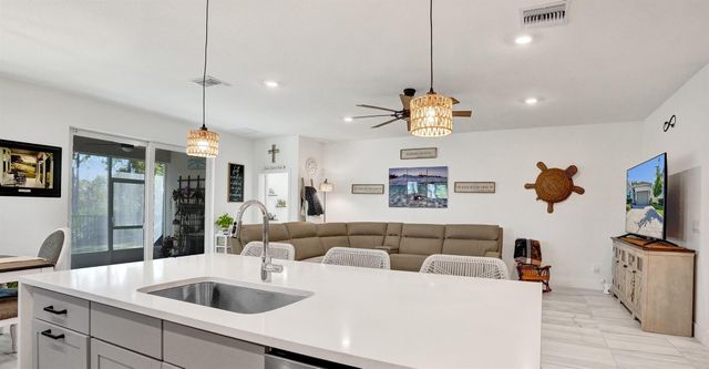 6651 SE Park Trace Drive, Stuart, FL 34997