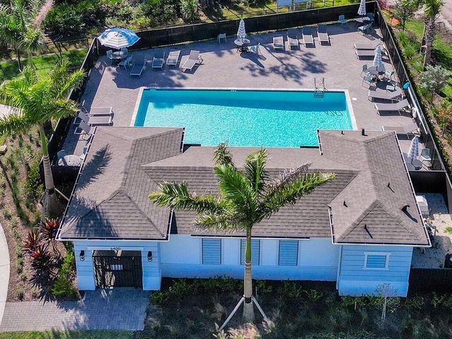 6651 SE Park Trace Drive, Stuart, FL 34997