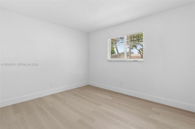 7220 NW 10th Pl, Plantation, FL 33313
