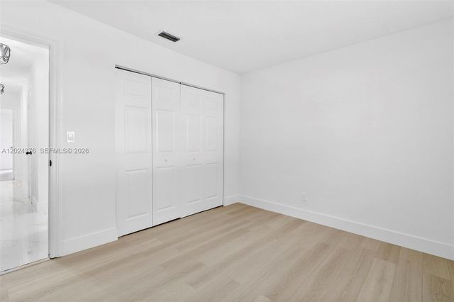 7220 NW 10th Pl, Plantation, FL 33313