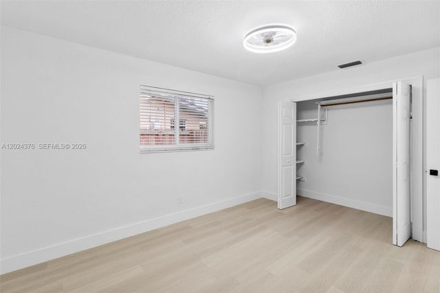 7220 NW 10th Pl, Plantation, FL 33313