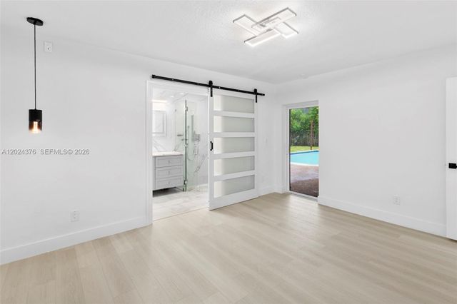7220 NW 10th Pl, Plantation, FL 33313