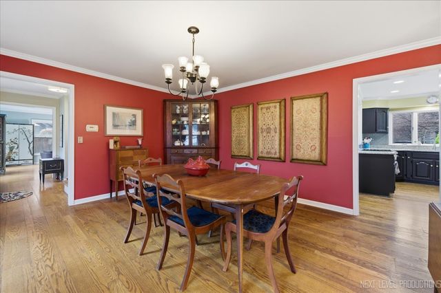 1601 Lois Court, Geneva, IL 60134