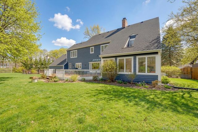 1601 Lois Court, Geneva, IL 60134