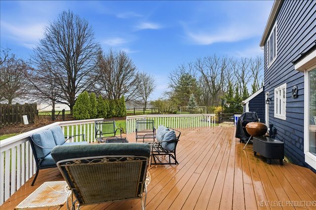 1601 Lois Court, Geneva, IL 60134