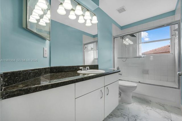 1282 NW 171st Terrace, Pembroke Pines, FL 33028