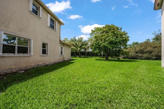 1282 NW 171st Terrace, Pembroke Pines, FL 33028
