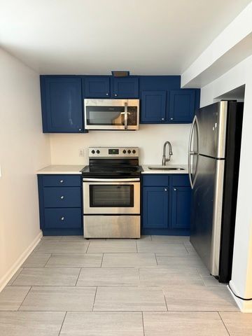 2623 N Hamlin Avenue, Chicago, IL 60647