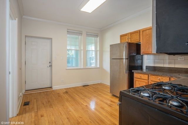 2623 N Hamlin Avenue, Chicago, IL 60647