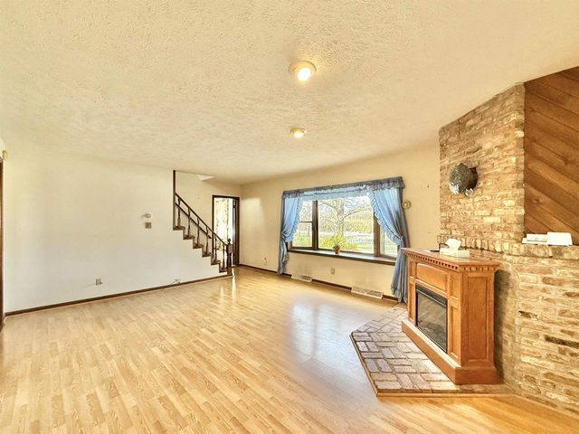 12138 E L J Townline Road, Whitewater, WI 53190