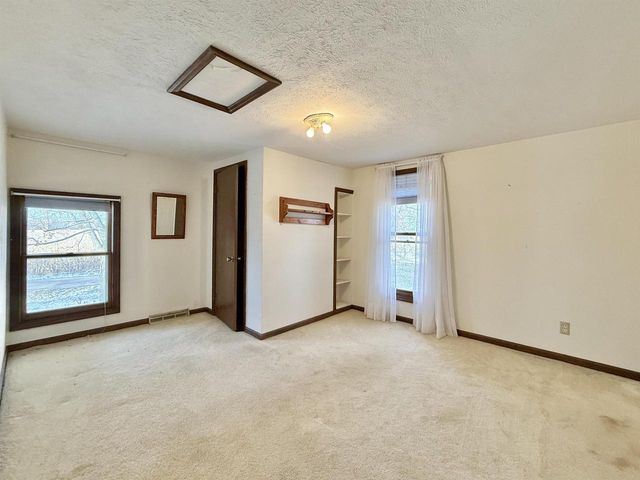 12138 E L J Townline Road, Whitewater, WI 53190