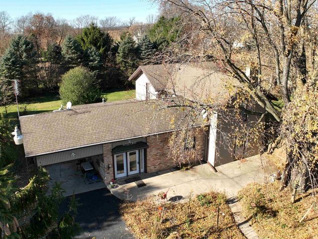 12138 E L J Townline Road, Whitewater, WI 53190