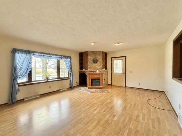 12138 E L J Townline Road, Whitewater, WI 53190