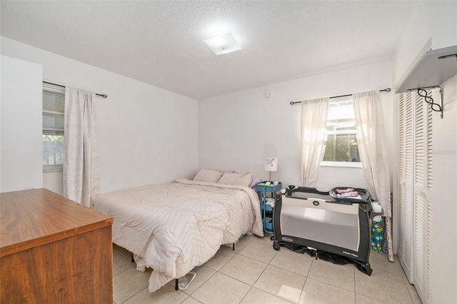 2420 NE 38TH STREET, Ocala, FL 34479