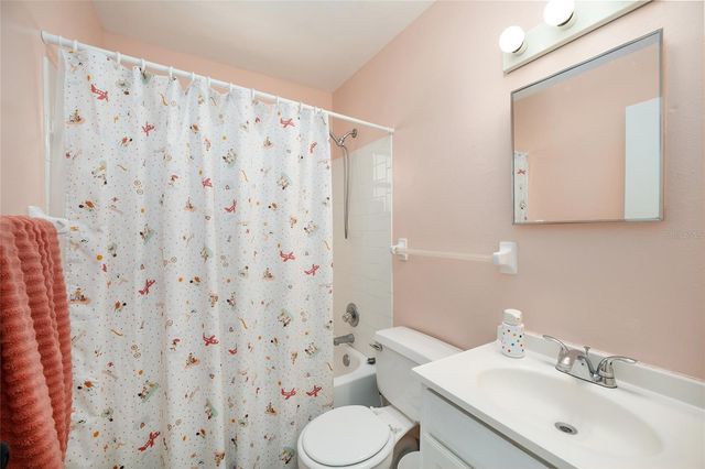 2420 NE 38TH STREET, Ocala, FL 34479