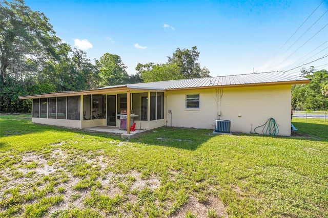 2420 NE 38TH STREET, Ocala, FL 34479