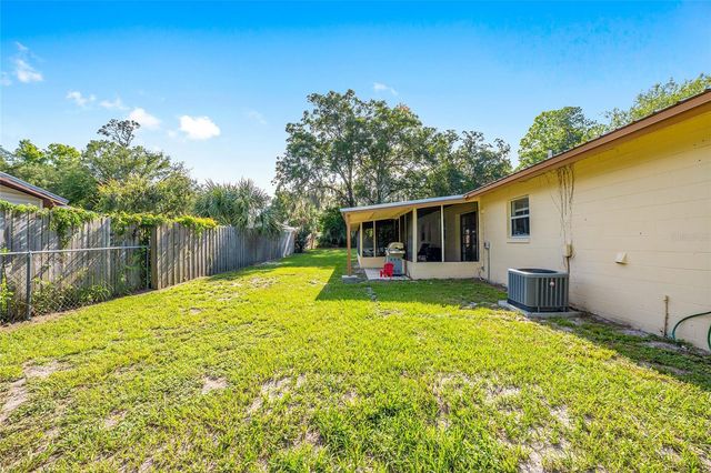 2420 NE 38TH STREET, Ocala, FL 34479