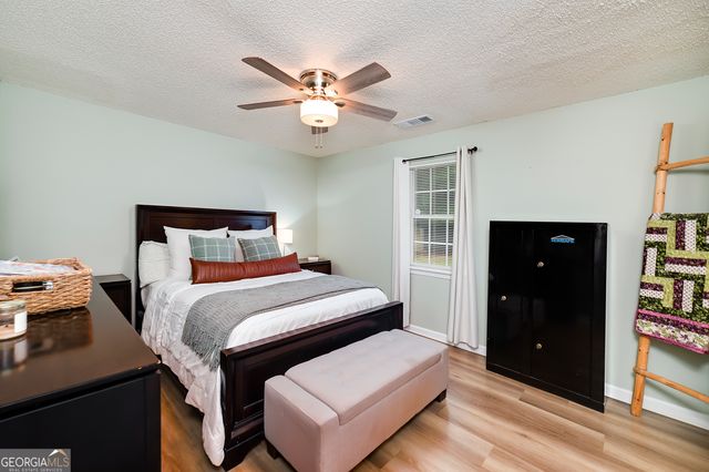 115 Bonnies Way, Jenkinsburg, GA 30234
