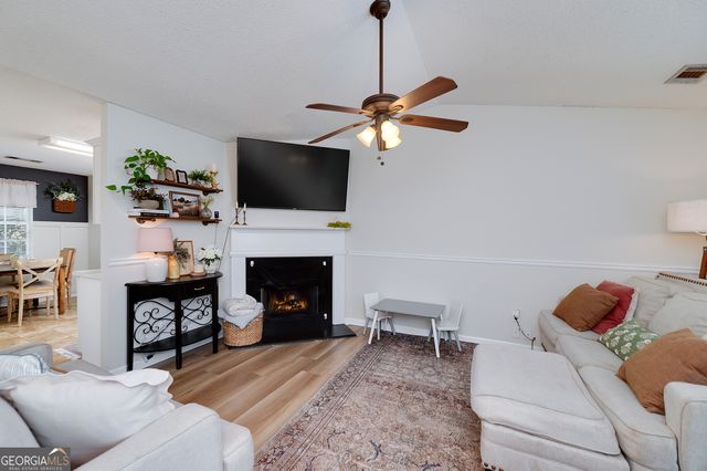 115 Bonnies Way, Jenkinsburg, GA 30234