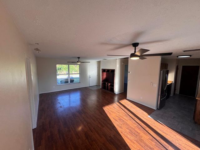 5638 SE Pine Avenue, Stuart, FL 34997