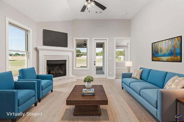 102 Hunt's Landing Drive, Kathleen, GA 31047