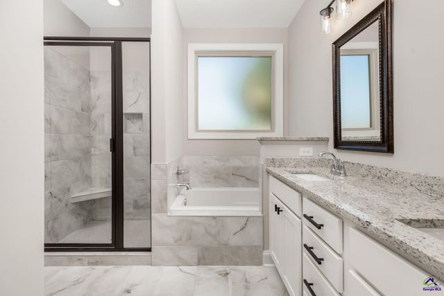 102 Hunt's Landing Drive, Kathleen, GA 31047