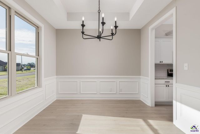 102 Hunt's Landing Drive, Kathleen, GA 31047