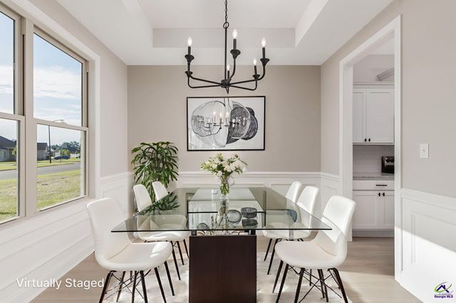 102 Hunt's Landing Drive, Kathleen, GA 31047