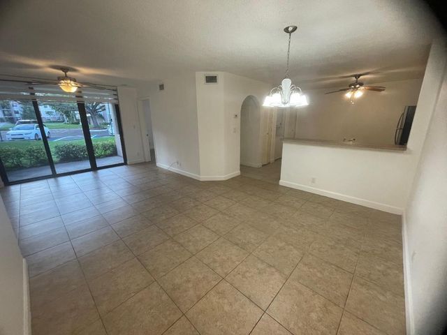 10115 W Sunrise Boulevard 104, Plantation, FL 33322