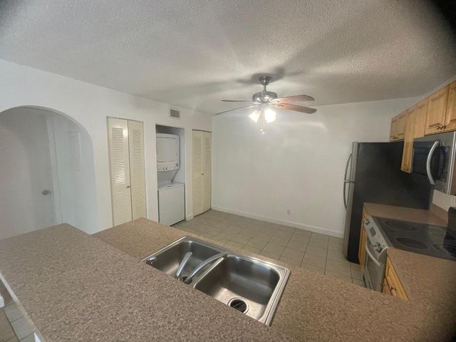 10115 W Sunrise Boulevard 104, Plantation, FL 33322