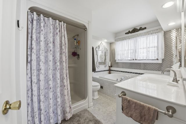 2909 Salem Boulevard, Zion, IL 60099