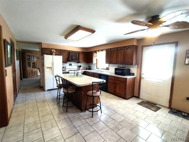 6275 Eckhardt Road, Hamburg, NY 14085