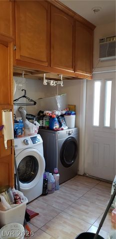 1933 Bearden Avenue, Henderson, NV 89011
