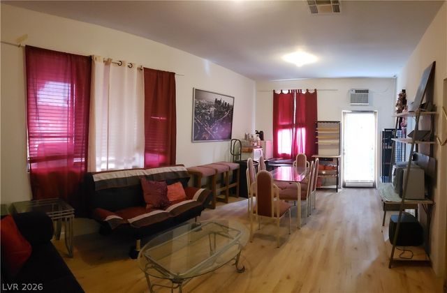 1933 Bearden Avenue, Henderson, NV 89011