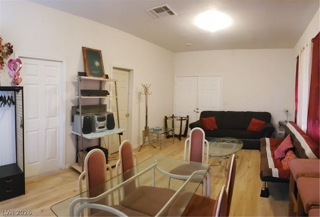 1933 Bearden Avenue, Henderson, NV 89011