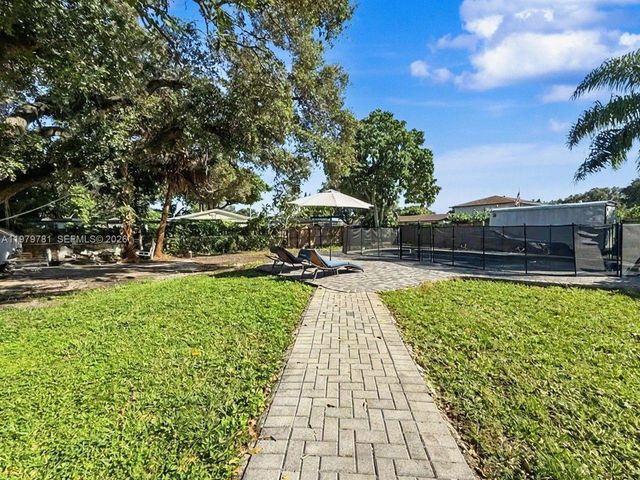 2697 SW 51 Ct, Dania Beach, FL 33312