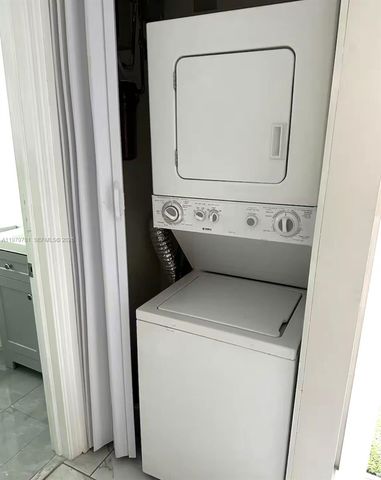 2697 SW 51 Ct, Dania Beach, FL 33312