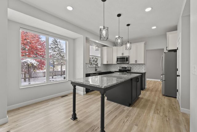 847 Claytonbend Drive, Galloway, OH 43119