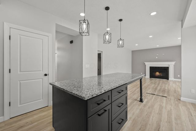 847 Claytonbend Drive, Galloway, OH 43119