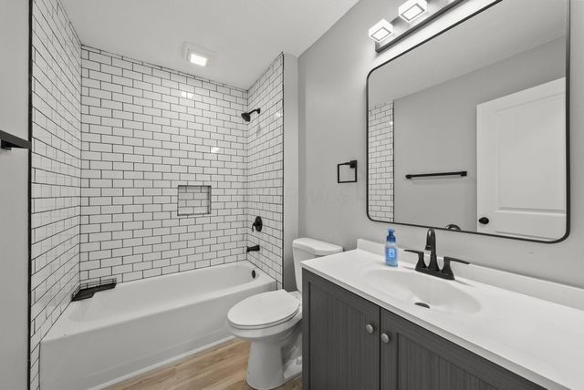 847 Claytonbend Drive, Galloway, OH 43119