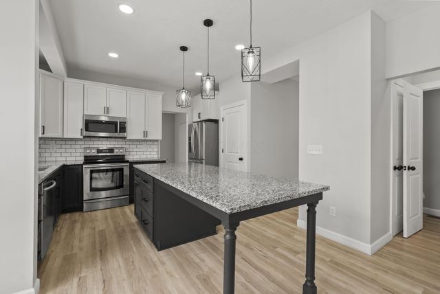 847 Claytonbend Drive, Galloway, OH 43119