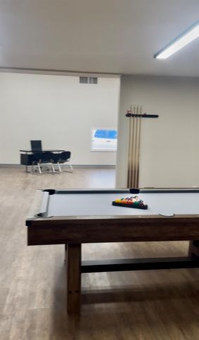 10902 Kingspoint Road, Houston, TX 77075