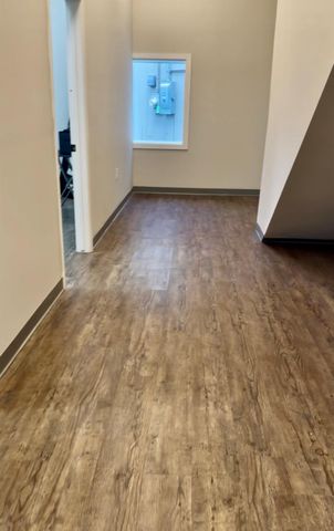 10902 Kingspoint Road, Houston, TX 77075