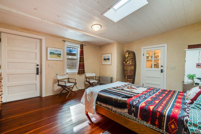 208 W Houghton Street, Santa Fe, NM 87505