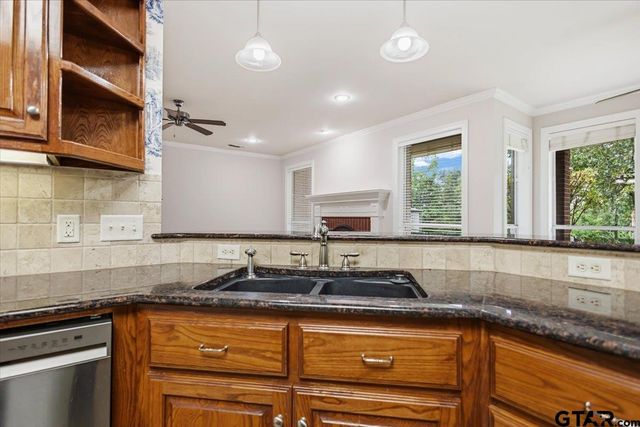 17770 County Road 122, Tyler, TX 75703