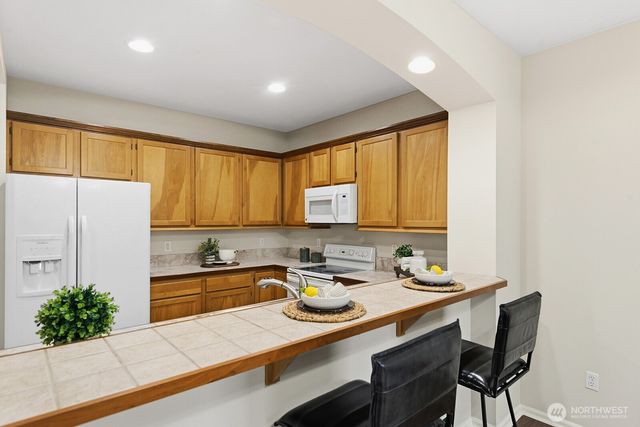 18740 109th Lane SE, Renton, WA 98055