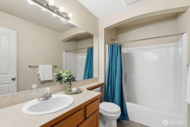 18740 109th Lane SE, Renton, WA 98055